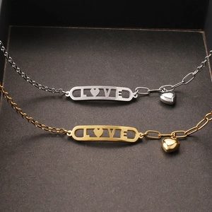 Ensemble de bracelets cœur en acier titane avec gravure LOVE en or et argent