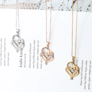 Collane cuore minimaliste in argento, oro e oro rosa con zircone e incisione