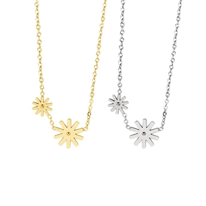 Daisy Flower Pendant Necklace Stainless Steel Dainty Double Floral Clavicle Chain For Women Jewelry Gift