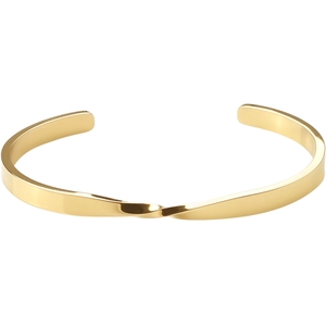 Detailed view of the twisted Mobius design on a polished 18k gold-plated bangle