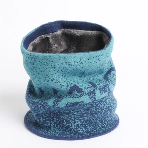 Close-up of dual-color gradient knit neck warmer with thick grey fleece lining