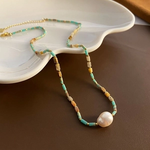 Retro Natural Baroque Pearl Natural Stone Beaded Necklace Colorful Handcrafted Gold Plated Choker Jewelry For Women