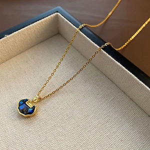 Titanium Steel Necklace Copper Ruyi Lock Pendant For Women Gold Clavicle Chain Abalone Shell Vintage Peace Lock Jewelry