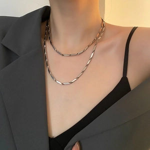 Double layered silver titanium steel necklace with rectangular bamboo link chain design