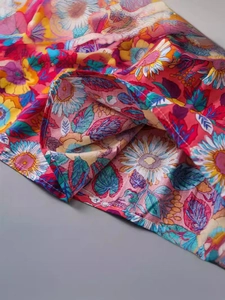 Sommerkleid für Mädchen mit buntem Sonnenblumenmuster und Puffärmeln Design