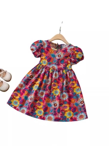Robe à fleurs pour petites filles avec manches bouffantes et imprimés d'été