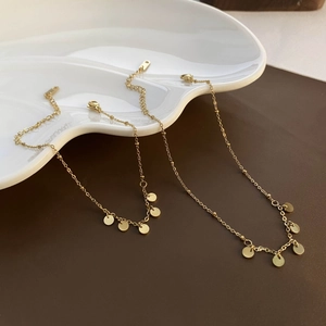 Edelstahl Fußkettchen Und Armband Für Damen Mit Polierten Rundscheiben Anhängern Minimalistischer Französischer Stil Schmuck