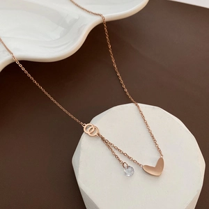 Elegant Rose Gold Titanium Steel Heart Pendant Necklace For Women With Zirconia Interlocking Rings Minimalist Clavicle Chain Jewelry Gift