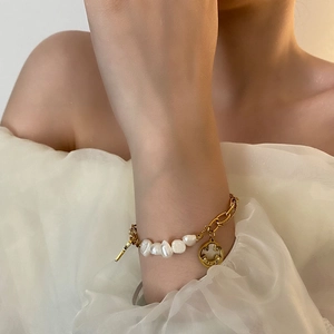 Baroque natural pearl gold bracelet with smiley face charm and toggle clasp for women