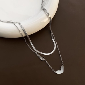 Collar de doble capa plateado con colgante de corazón 'ever' y cadena de espiga