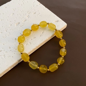 Bracelet En Perles De Pierre Naturelle Jaune Avec Entretoises Dorées Acier Titane Luxe Léger Bijou De Main Élégant Pour Femme