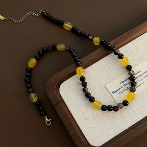 Handmade Beaded Necklace Titanium Steel Retro Yellow Resin Stone Black Beads Clavicle Chain Jewelry For Women Elegant