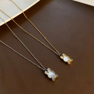 Collier Pendentif Lapin En Acier Inoxydable Incrusté De Nacre Mignon Nœud Papillon Chaîne De Clavicule Bijoux Femme