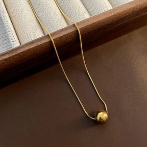 Collier Pendentif Boule Dorée Minimaliste Chaîne Serpent En Acier Titane Ras De Cou Luxe Bijoux Quotidiens Pour Femmes