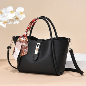 Sac À Main Bandoulière Femme En Cuir PU Grainé Avec Décoration Écharpe En Satin Et Fermoir Doré Grand Sac Fourre-Tout