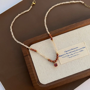 Vintage Beaded Necklace Natural Stone Red Square Gemstone Pendant Titanium Steel Chain For Women French Retro Style