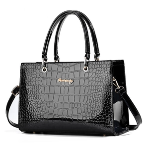 Sac à main noir chic à motif crocodile avec logo doré et bandoulière pour femme