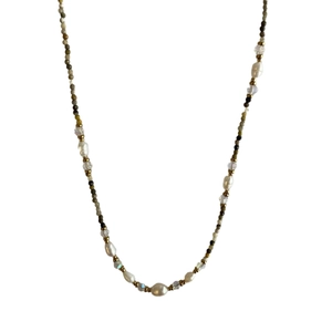 Bohemian choker with natural stones, freshwater pearls and faceted crystals for women