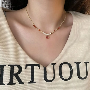 Collier Perlé Rétro Avec Pendentif Carré En Agate Rouge Zircon Et Faux Künstliche Perles Chaîne De Clavicule En Acier Inoxydable Pour Femme