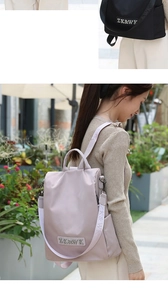 Dettaglio dello zaino in nylon impermeabile ZK&WK con spallacci staccabili e versatili