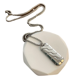 Men's hip-hop necklace with hexagonal geometric pendant and silver textured box chain