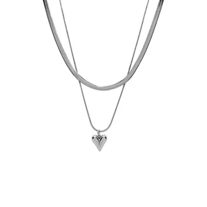 Collana a doppio strato in acciaio inossidabile argento con catena e ciondolo a cuore