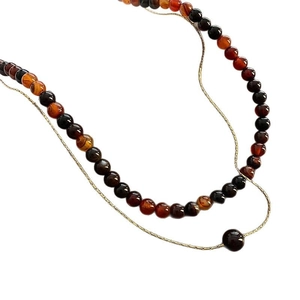 Collier double rang avec perles en agate naturelle et pendentif chaîne dorée