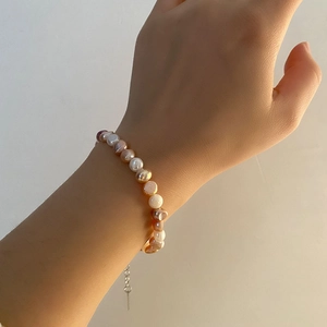 Bracelet en perles d'eau douce baroques multicolores avec chaîne de réglage en métal