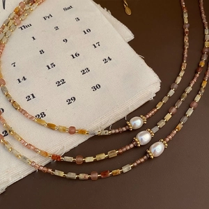 Collier En Perles De Pierre Naturelle Avec Perle D'eau Douce Acier Titane Plaqué Or Choker Vintage Élégant