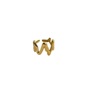 18K gold plated stainless steel M-shaped wavy ring with adjustable open design