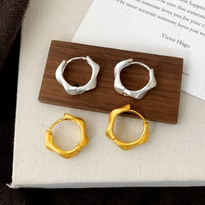 Irregular Wrinkled Hoop Earrings Copper Brass Brushed Matte Texture Minimalist Luxury Fashion Jewelry For Women