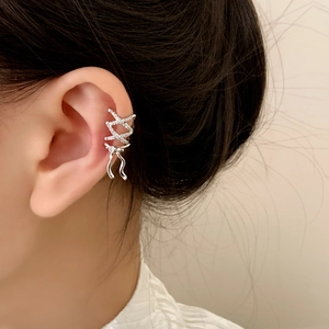 Silver bow ear cuff with sparkling zircon tassels for non-pierced ears, elegant style