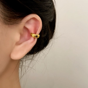Textured Copper Ear Cuff 18K Gold Plated Ribbed Geometric Non Pierced Clip On Earrings For Women Minimalist Jewelry