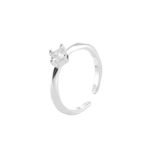Bague ouverte réglable en argent minimaliste avec une pierre en zircon étincelante sertie de quatre griffes