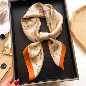 Square Scarf Imitation Satin Satin Floral Paisley Print Elegant Neck Kerchief Headband For Women Vintage Hair Wrap