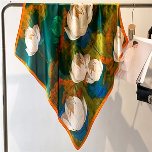 Elegant Lotus Flower Print Square Scarf Satin Like Satin Bandana For Women Contrast Border Sun Protection Travel Shawl