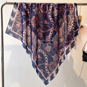 Carré De Satin Élégant Pour Femme Polyester Satin Imprimé Chaîne Gland Bandana Vintage Foulard Cheveux