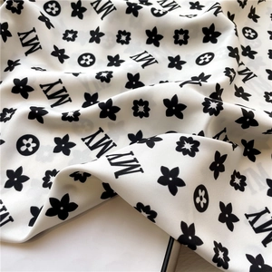 Elegant 90cm square silk scarf with MY letter print and black floral patterns