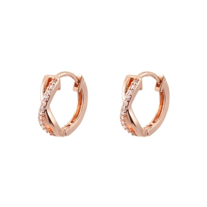 Boucles d'oreilles créoles croisées en or rose serties de zircons étincelants