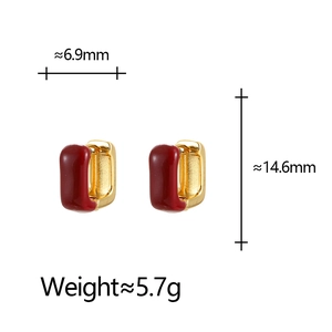 Detail showing dimensions of red enamel gold earrings, width 6.9mm and height 14.6mm