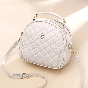 Quilted Diamond Lattice PU Leather Crossbody Bag For Women Golden Clover Logo Double Zipper Top Handle Handbag