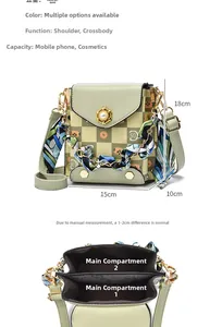 Green checkerboard crossbody bag with pearl flower and dimensions 18x15x10cm