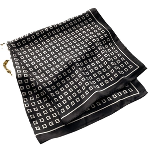 Elegant silk-like square scarf featuring a black and white geometric G-pattern print