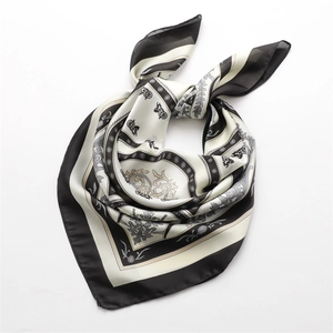 Foulard Quadrato Raso Imitazione Raso Elegante Stampa Carrozza Barocca Lusso Copricapo Retro Britannico Scialle Moda Donna