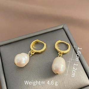 Detail of vintage freshwater pearl earrings with gold plating and dimensions info