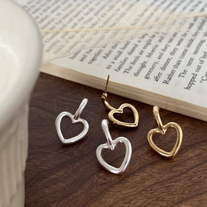 Boucles D'oreilles Pendantes En Forme De Cœur Évidé Cuivre Plaqué Or Style Coréen Minimaliste Bijoux Élégants Pour Femmes
