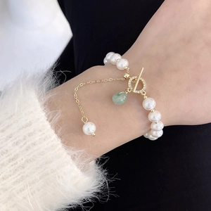 Baroque Freshwater Pearl Bracelet Gold Plated Copper Toggle Clasp With Green Chalcedony Charm Elegant Jewelry For Women