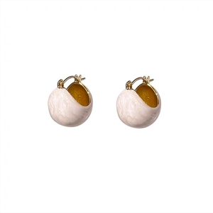 French vintage round ball earrings with cream marble enamel and gold plated finish