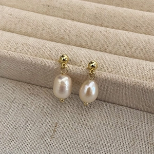 Elegant Baroque Freshwater Pearl Dangle Earrings Gold Plated Copper Earring Post Minimalist Water Drop Jewelry For Women