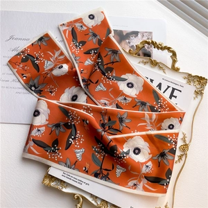 Narrow Long Scarf Twilly Polyester Satin Floral Butterfly Bee Print Hair Tie Bag Decoration Neck Scarf French Retro Women